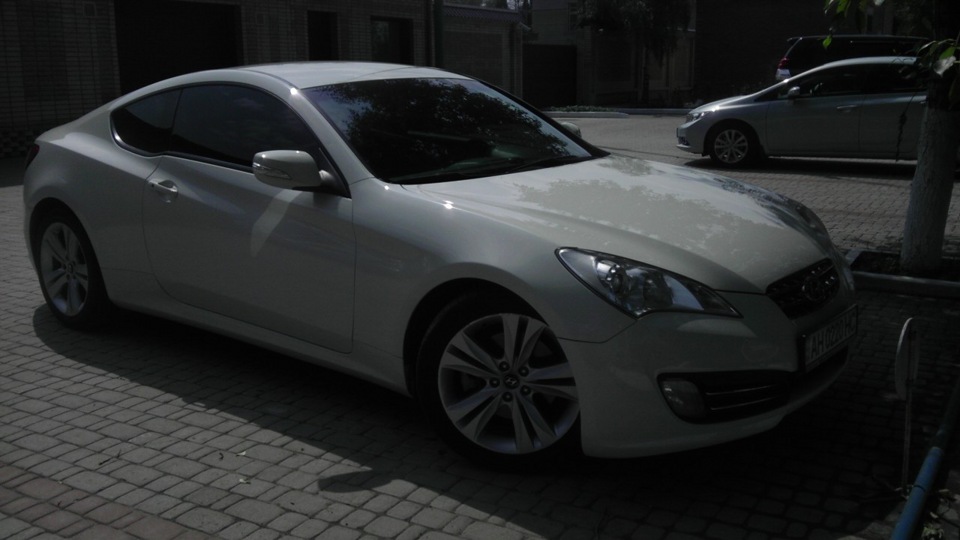 Hyundai genesis drive2