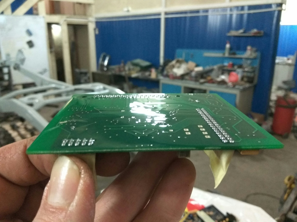 Хорошо растекается, довольно быстро сохнет — Suzuki Jimny (1G)