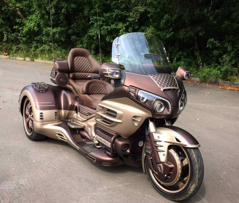 Honda Gold Wing трехколесный