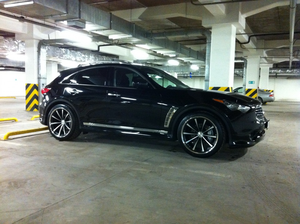 Infiniti FX Limited Edition r21