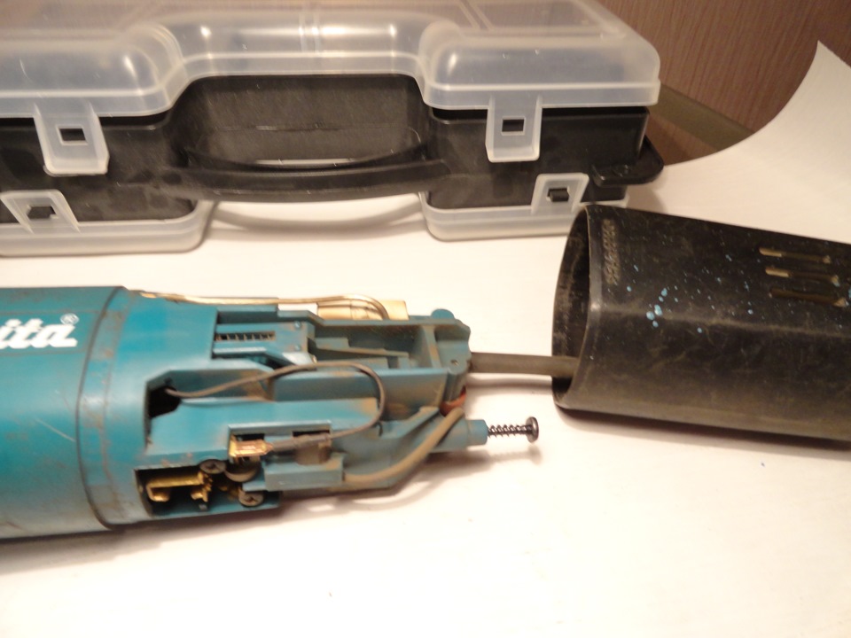 Как разобрать кнопку макита УШМ Makita 9558 NB в деталях - DRIVE2