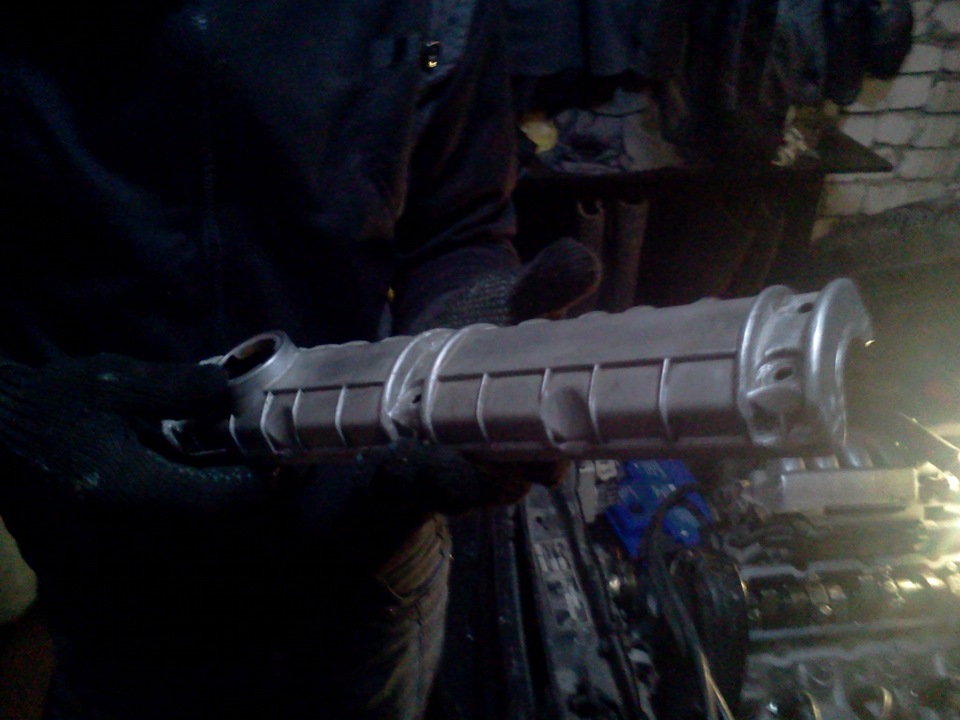 решил поменять прокладку клапанной крышки и тут понеслось ))) — Москвич ...