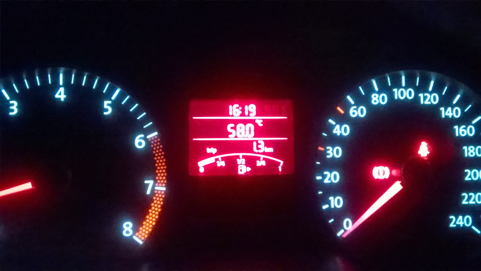 Замена датчика температуры за бортом. — Volkswagen Polo Sedan, 1,6 л ...