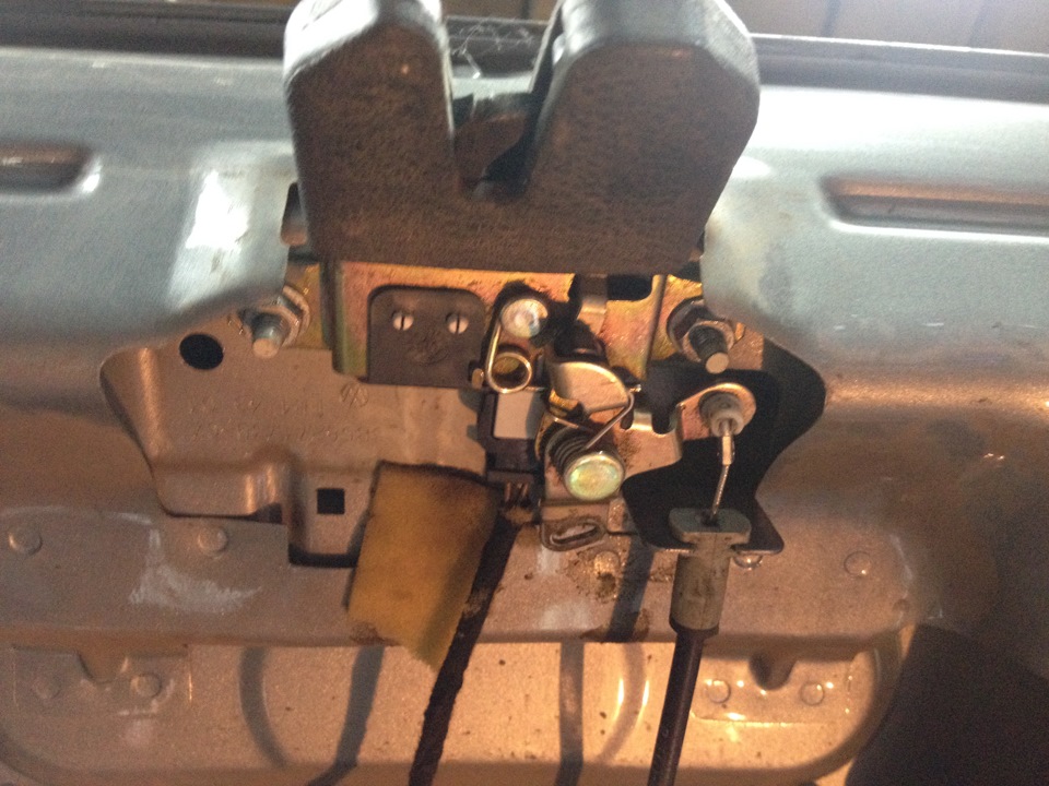 Не работает электрический замок багажника крайслер пт