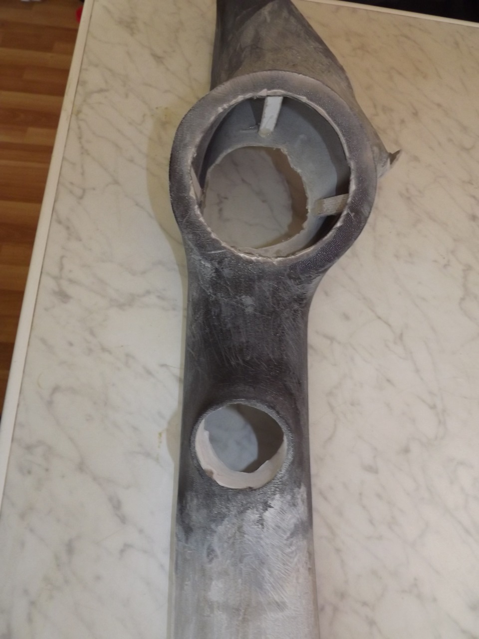 Изготовление подиумов под трёх компонентную акустику и оклейка ...