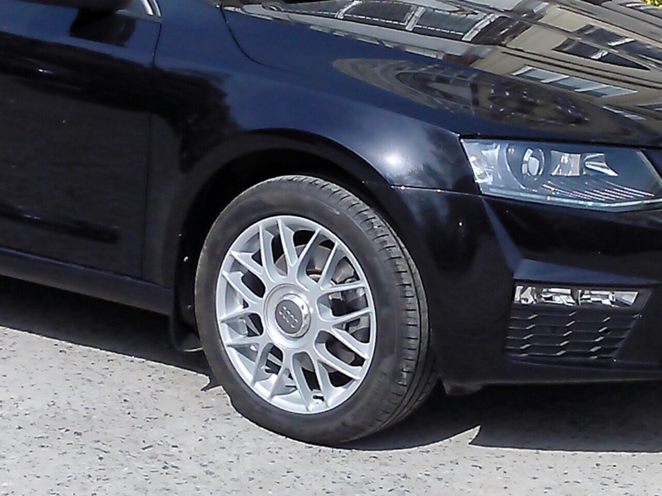 Правильной машине правильные диски. — Skoda Octavia A7 Mk3, 1,8 л, 2013 ...
