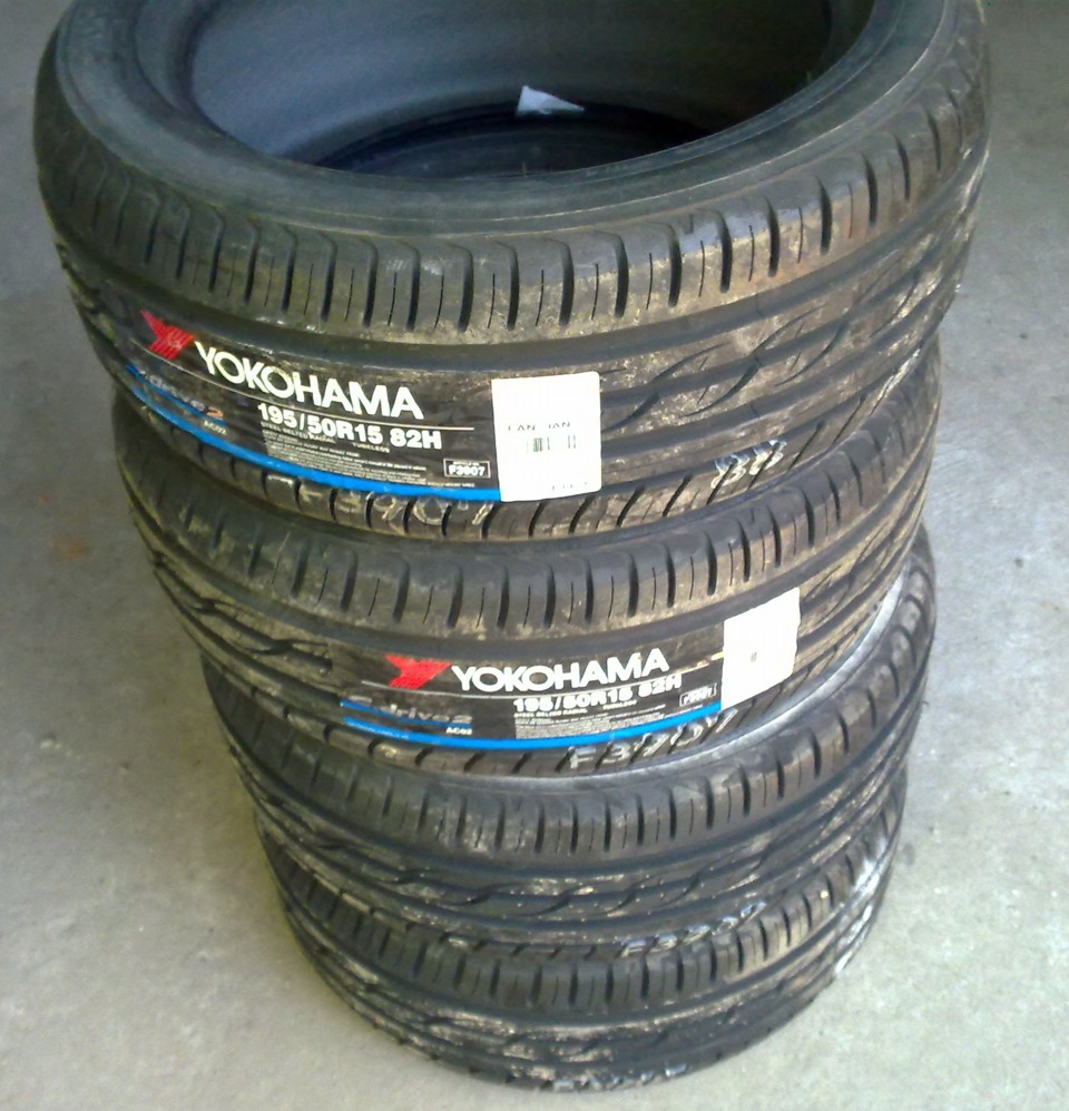 Резина майкоп. Yokohama ac02 c.Drive 2 195/50 r15. Шины Yokohama c.drive2 ac02a. 195/50 R15. Yokohama 195/50 r15 лето.