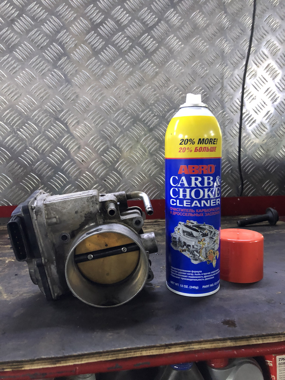 Чистка дросселя и датчика расхода топлива — Land Rover Range Rover ...