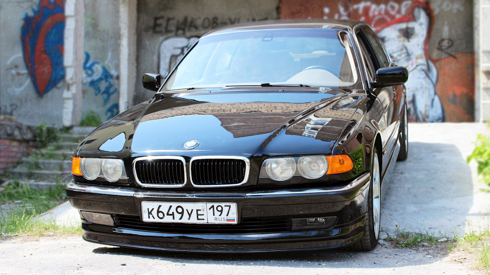 BMW m735