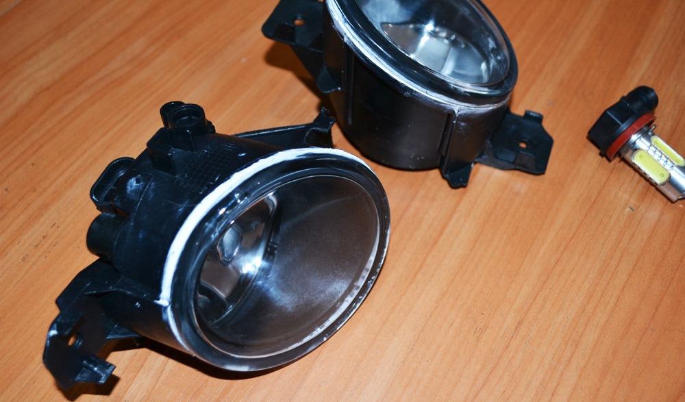 Птф primera p12. Противотуманные фары р12. Противотуманные фары р12. Замена противотуманок nissan bassara. Led птф nissan murano z50.