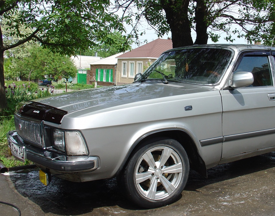 Повороты и габариты белого цвета. — ГАЗ 3102, 2,3 л, 2005 года ...