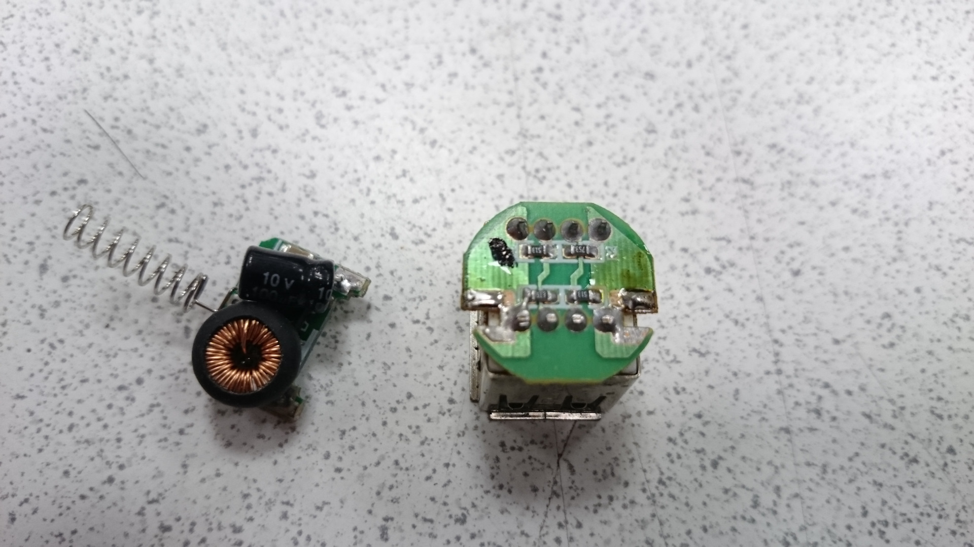 Внедряем USB зарядку в заглушку кнопки — Toyota Allex, 1,5 л, 2003 года ...