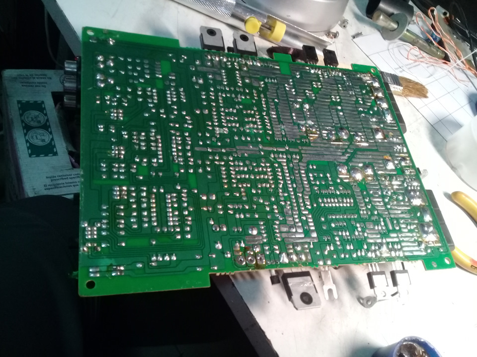 плата брелка шерхан 10. автомобильная плата. автомобильная плата. плата автомобильная. семистры авто плата.