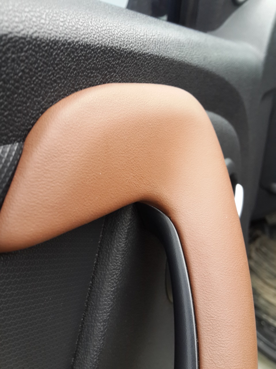 Ручки в кожу … — Renault Sandero Stepway (1G), 1,6 л, 2013 года ...