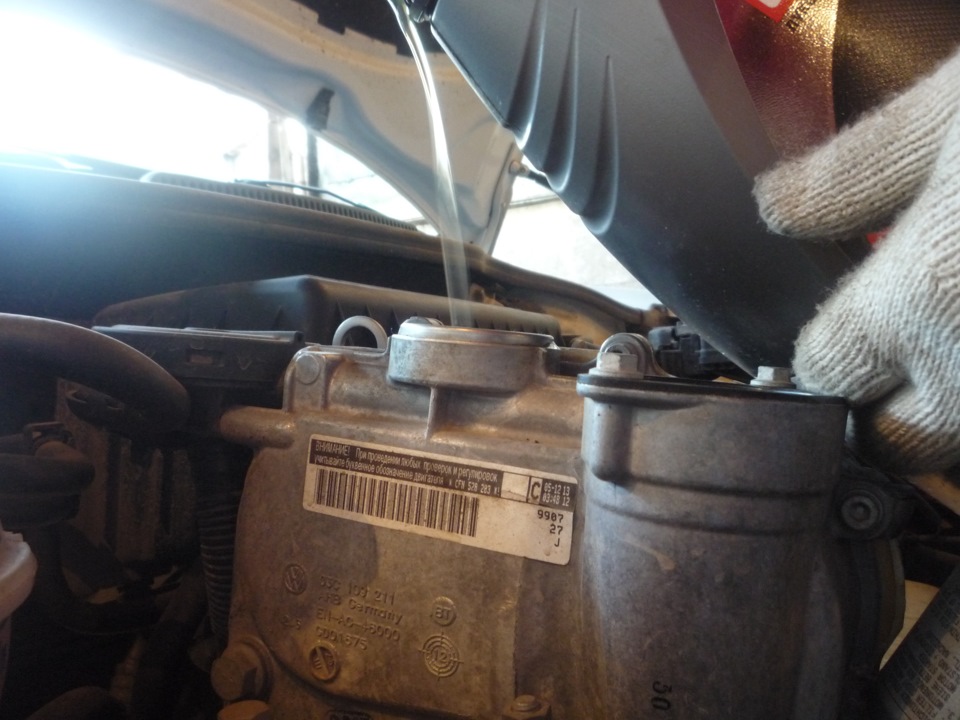 и полелось — Volkswagen Polo Sedan