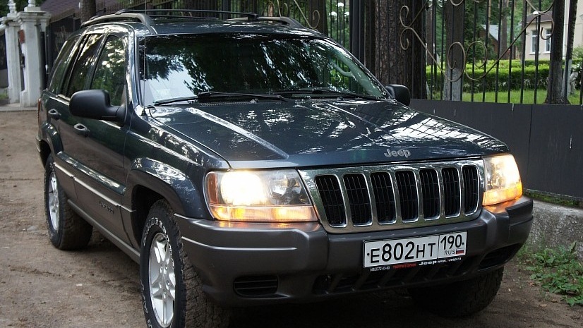 Гранд какой год. Jeep Grand Cherokee 2002 4.0. Джип Гранд Чероки 2002. Джип Чероки 2002г. Джип Гранд Чероки 2002г 4.0.