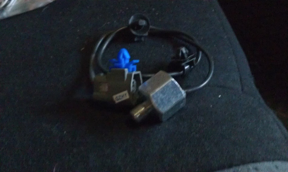 Меняем датчики и лямбду — Mazda Familia (BJ), 1,5 л, 1998 года | своими ...