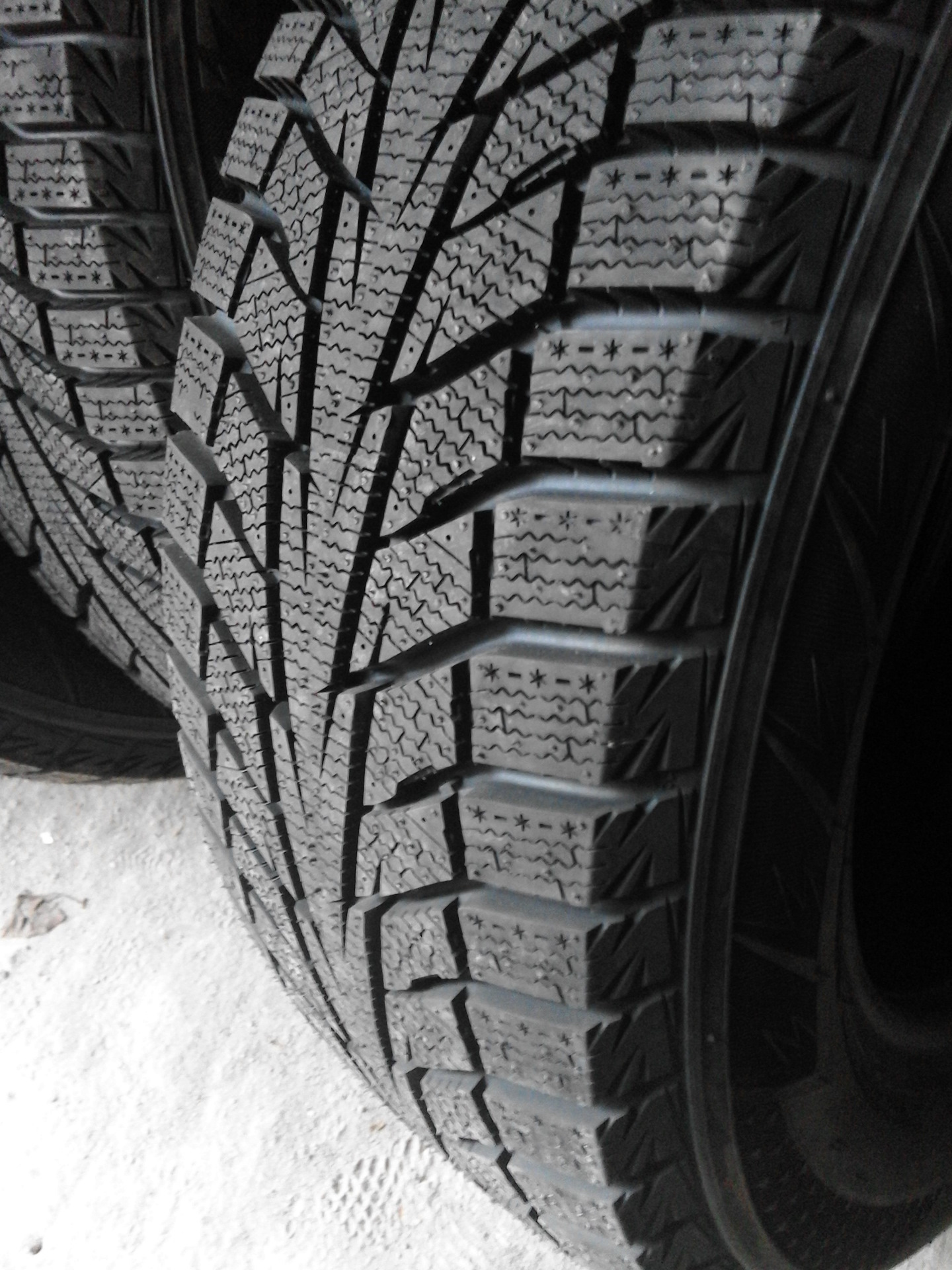 Hankook w616