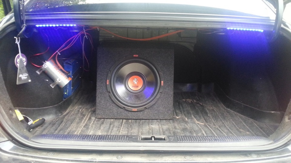 Мелкий треск в правой задней колонки?! — Hyundai Elantra (3G), 1,6 л ...