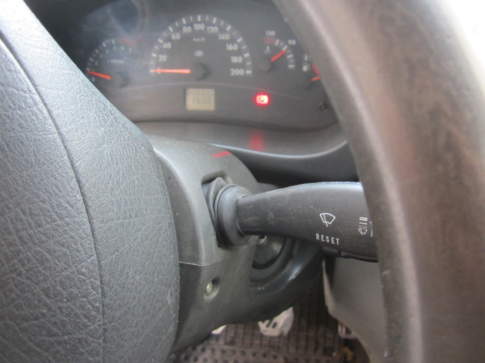 Пыльники подрулевых переключателей — Lada Калина седан, 1,6 л, 2006 ...