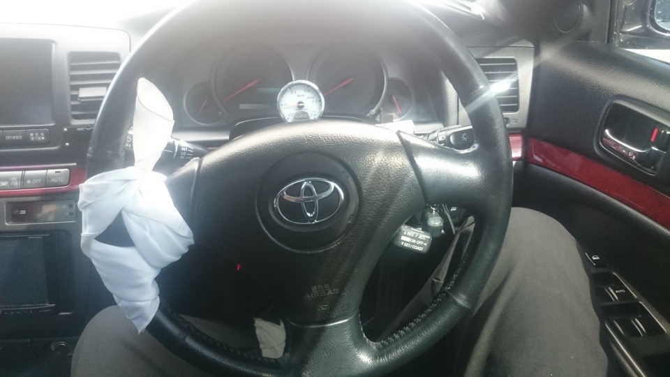 хотел сменить возжи, а не вышло. — Toyota Mark II (110), 2,5 л, 2002 ...