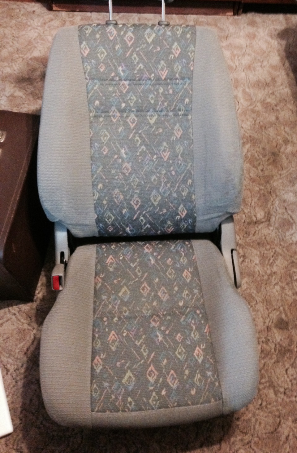 Чистка салона и реставрация сиденья — Toyota Corolla (110), 1,6 л, 1997 ...