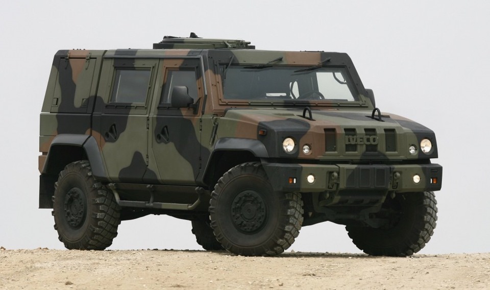 Французские военные автомобили современные