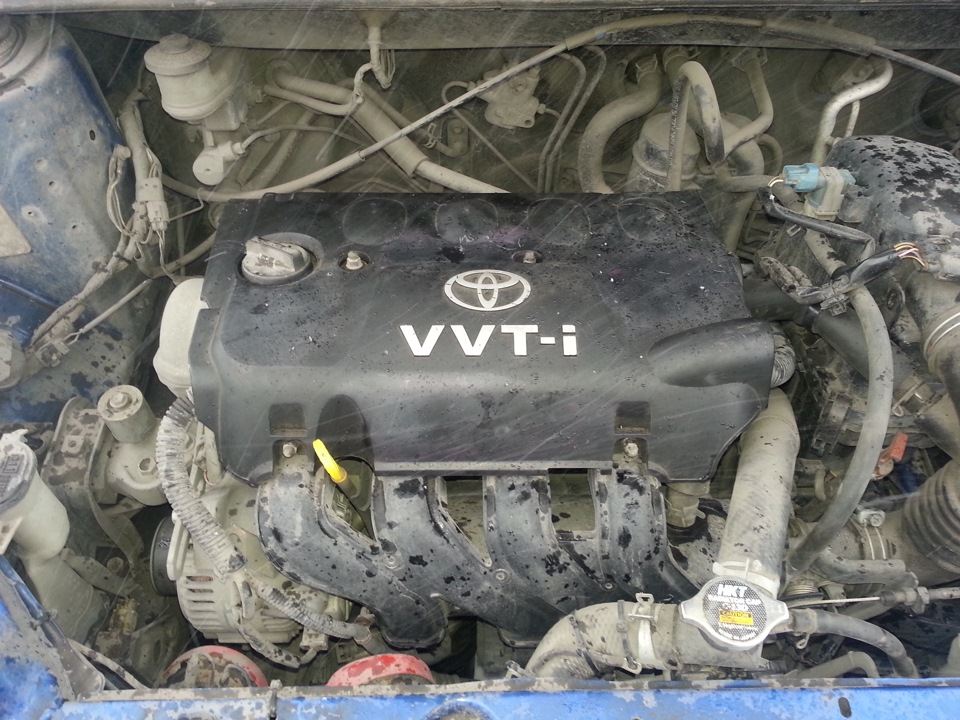 Витц 1.3. Toyota Vitz двигатель 1.3. Toyota Vitz 1.0 двигатель. Двигатель Тойота Витц 1.5. Toyota Vitz 2001 двигатель 1.0.