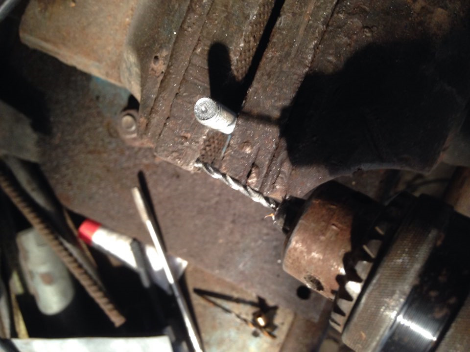 Штуцер пароотводящего шланга радиатора 2108-2115 — Lada 21099, 1,5 л ...