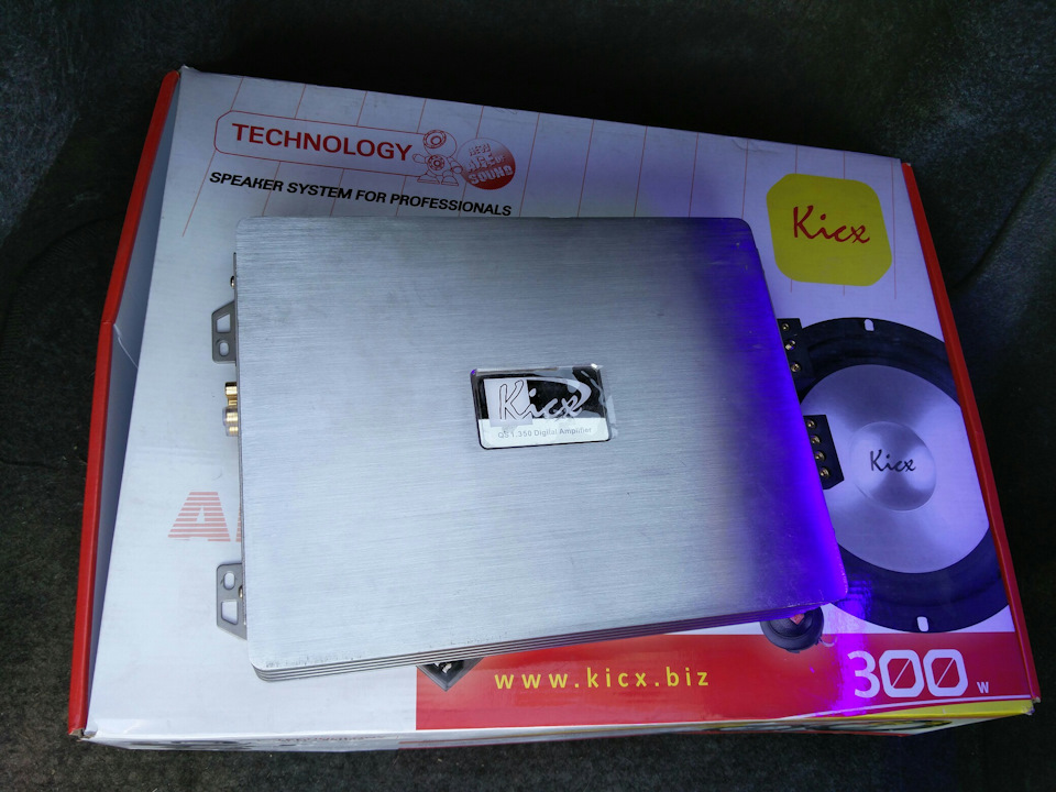 Усилитель поставили 2.160 — Toyota Chaser (100)