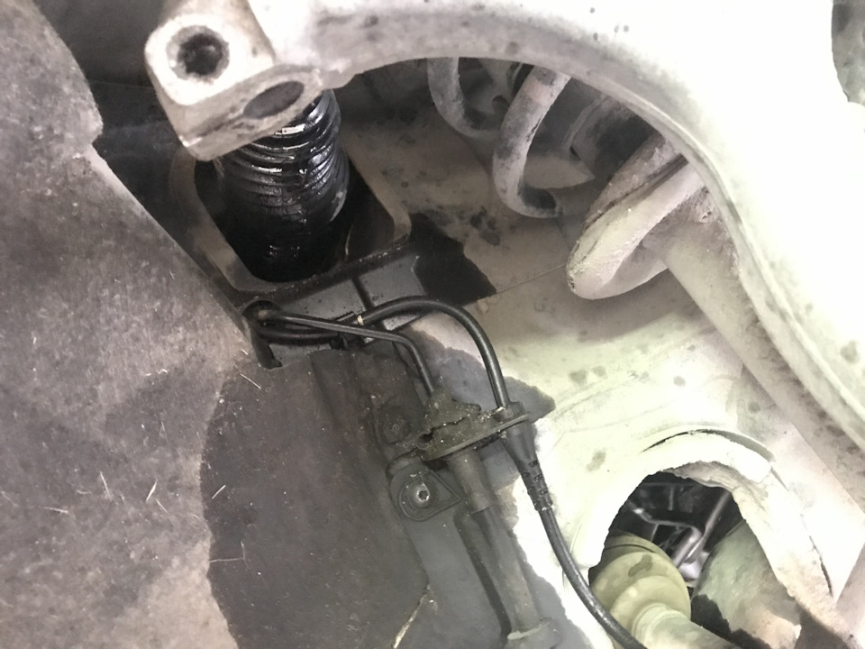 Сломалась рулевая рейка. — Audi A4 Avant (B7), 2 л, 2007 года | поломка ...