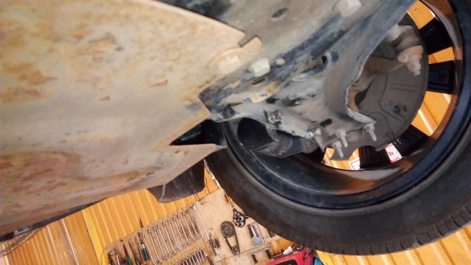 Демпфер от Киа — Skoda Yeti