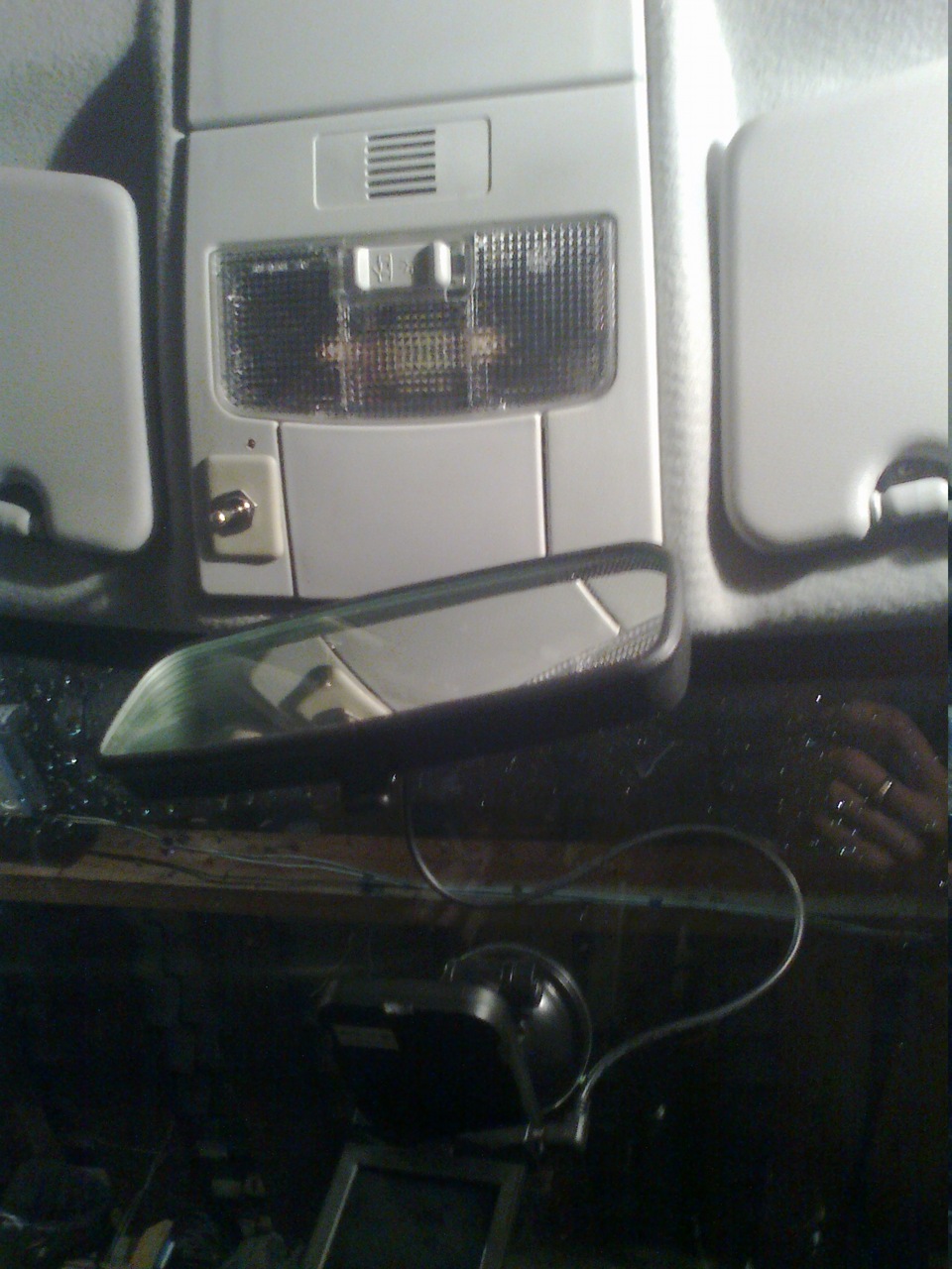 Избавляемся от провода зарядки видеорегистратора — Lada Приора седан, 1 ...