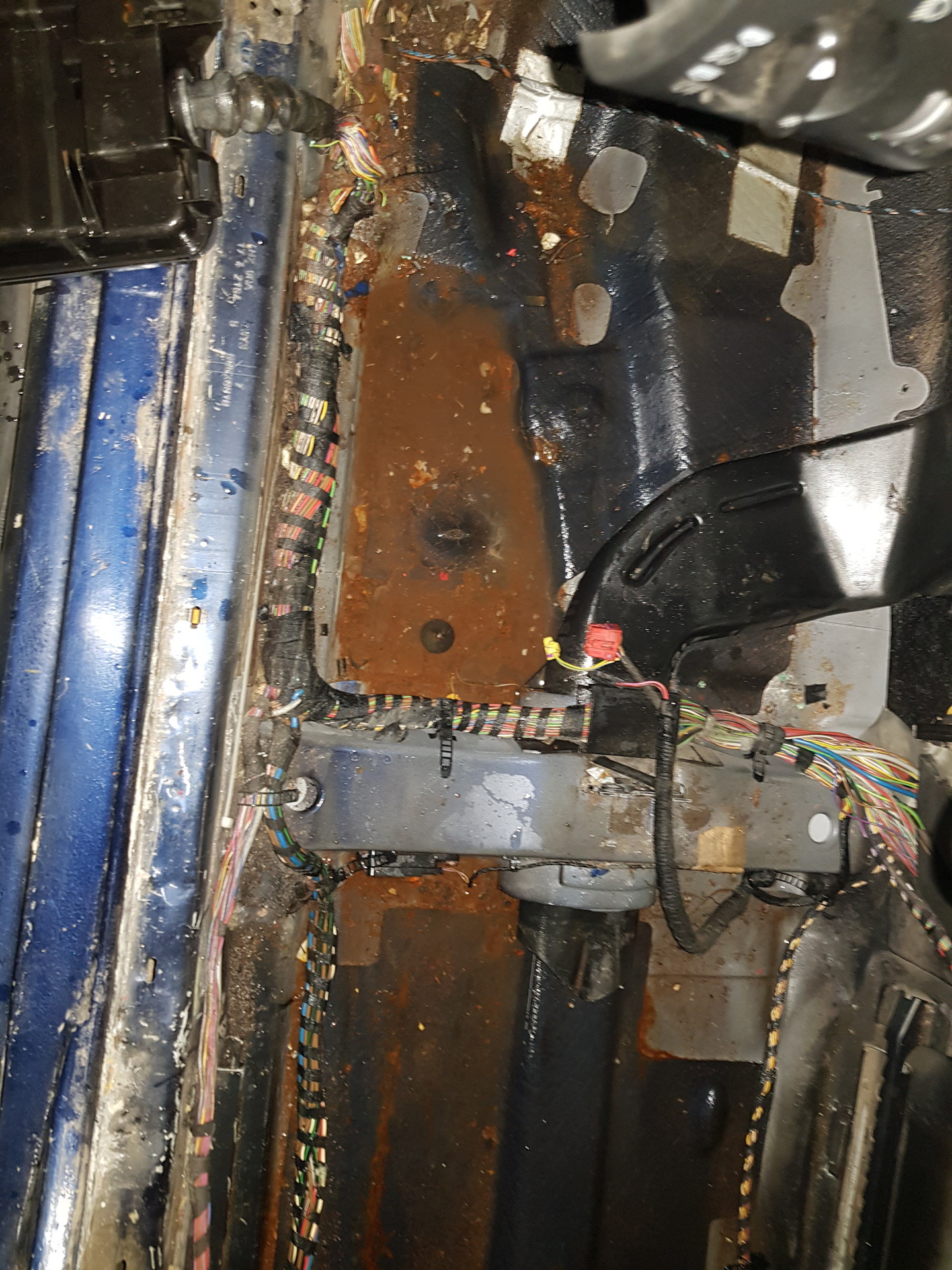 ремонт блока комфорта — Audi A6 (C5), 1,8 л, 1998 года | своими руками ...