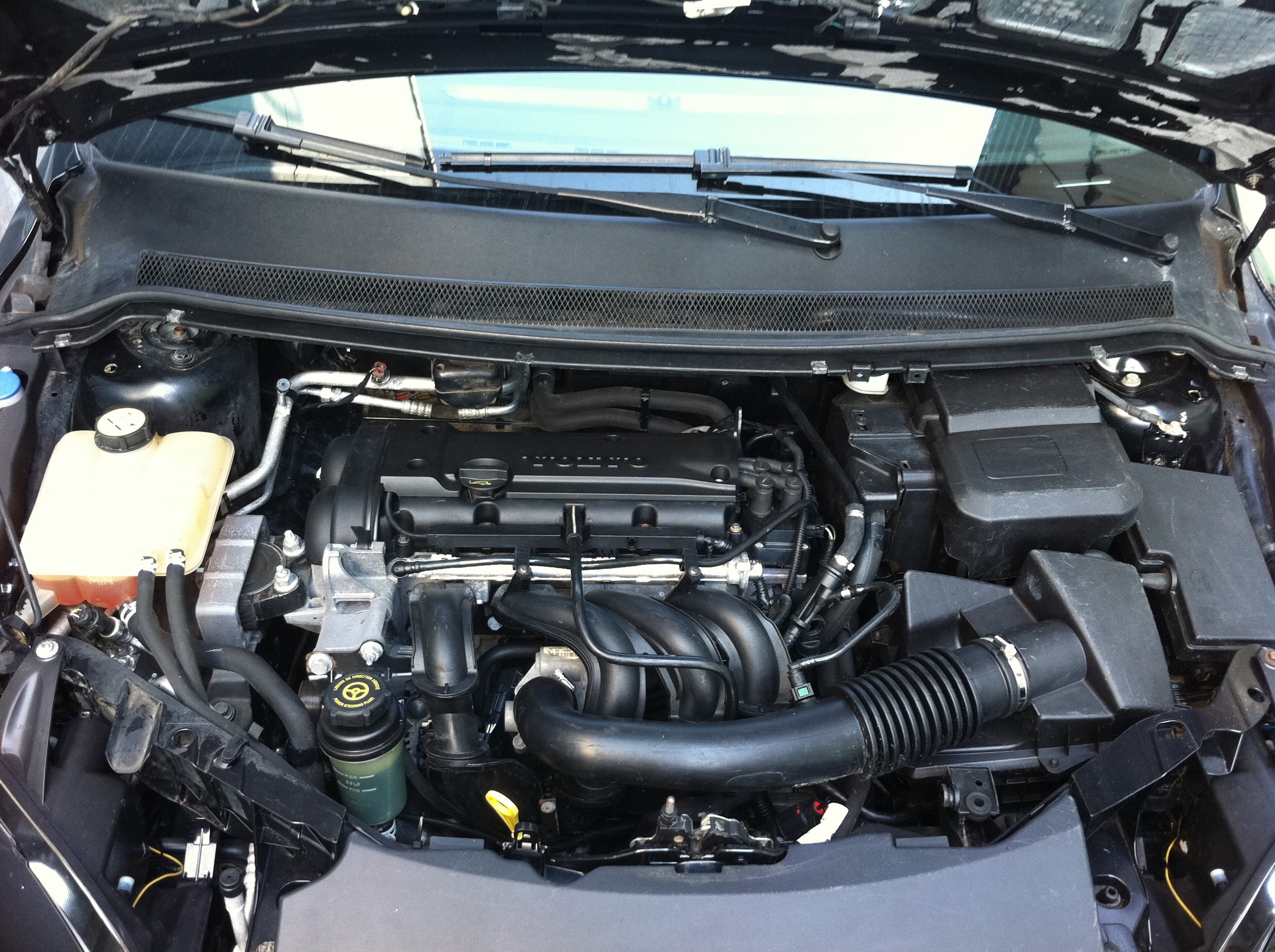 Помыл двигатель + обновочка) — Ford Focus II Wagon, 1,6 л, 2005 года ...