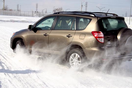 Нужны ли Канадцу зимние шины? — Toyota RAV4 (III), 3,5 л, 2010 года ...