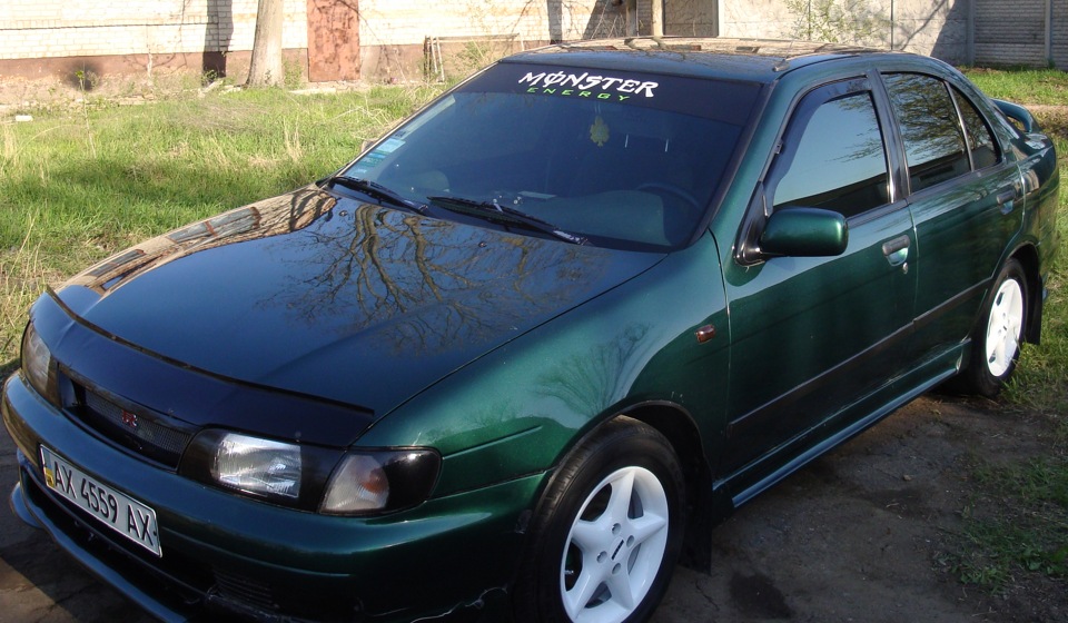 nissan almera n15