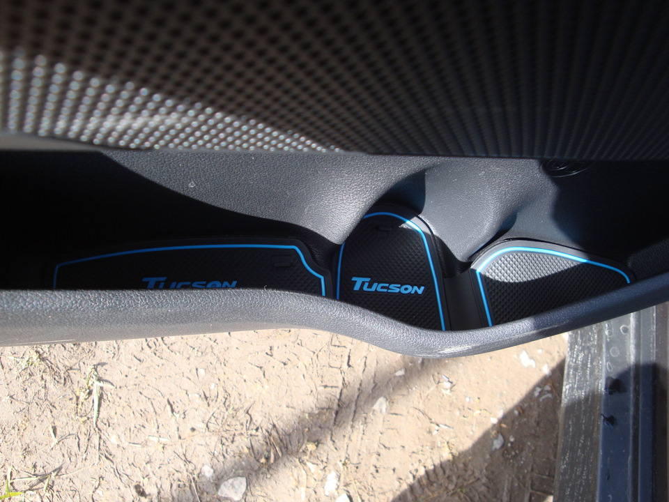 Коврик в нише двери — как тут и был! — Hyundai Tucson (TL)