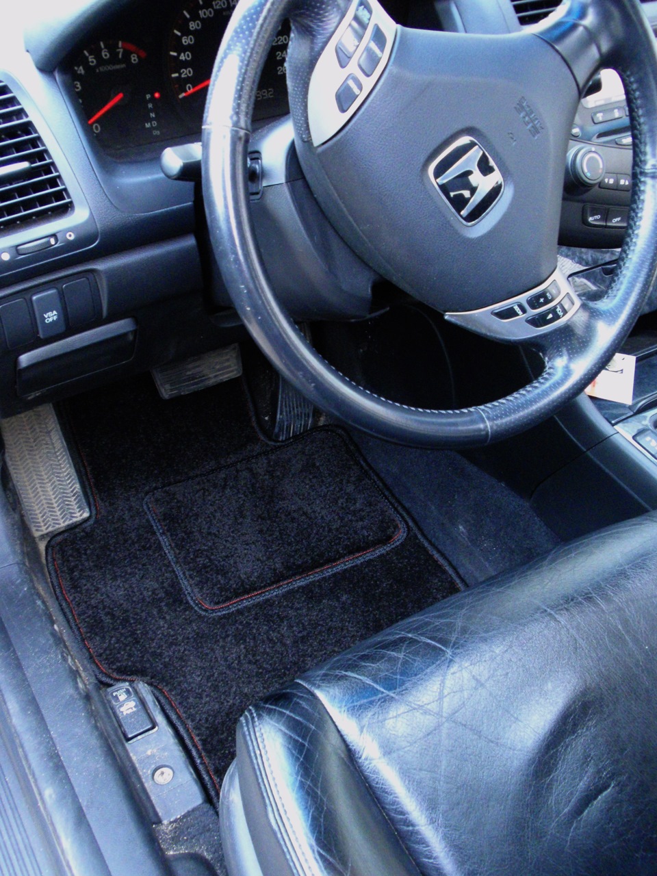 Коврики в HONDA Accord — Carpet на DRIVE2