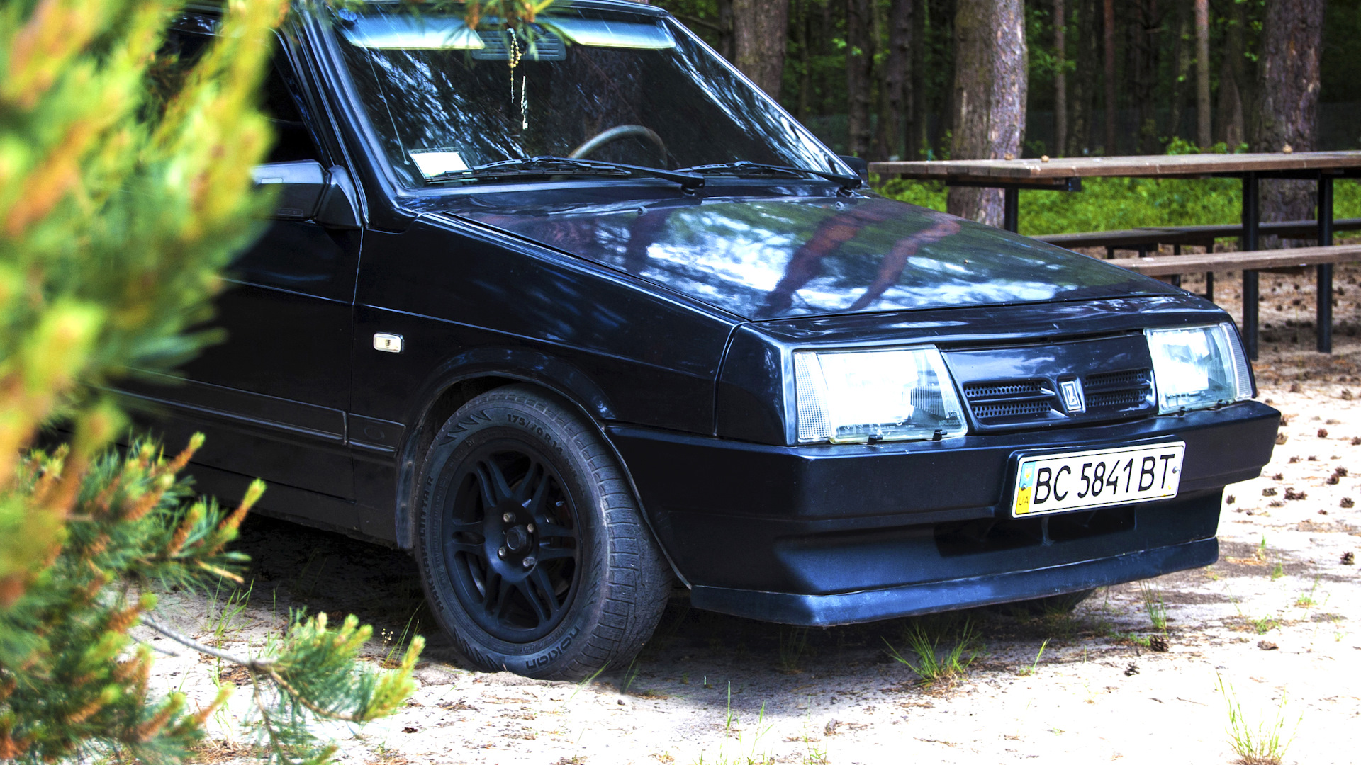 Lada 2108 черная