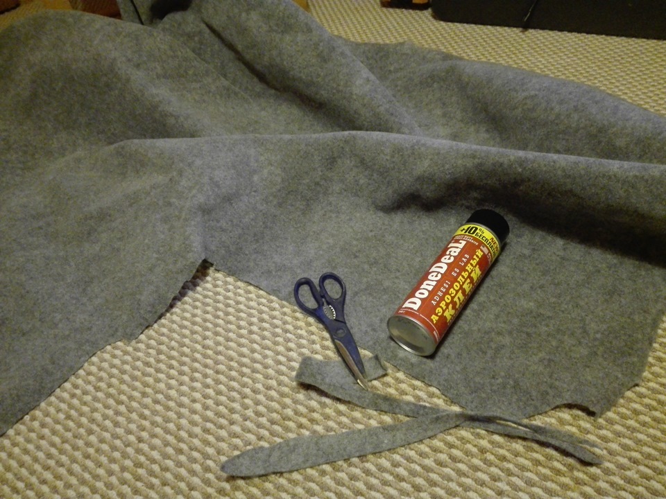 Карпет в салоне авто. Клей для потолка автомобиля. Sgm карпет акустический самоклеящийся графит. Наклеить карпет. Клей для клейки карпета.