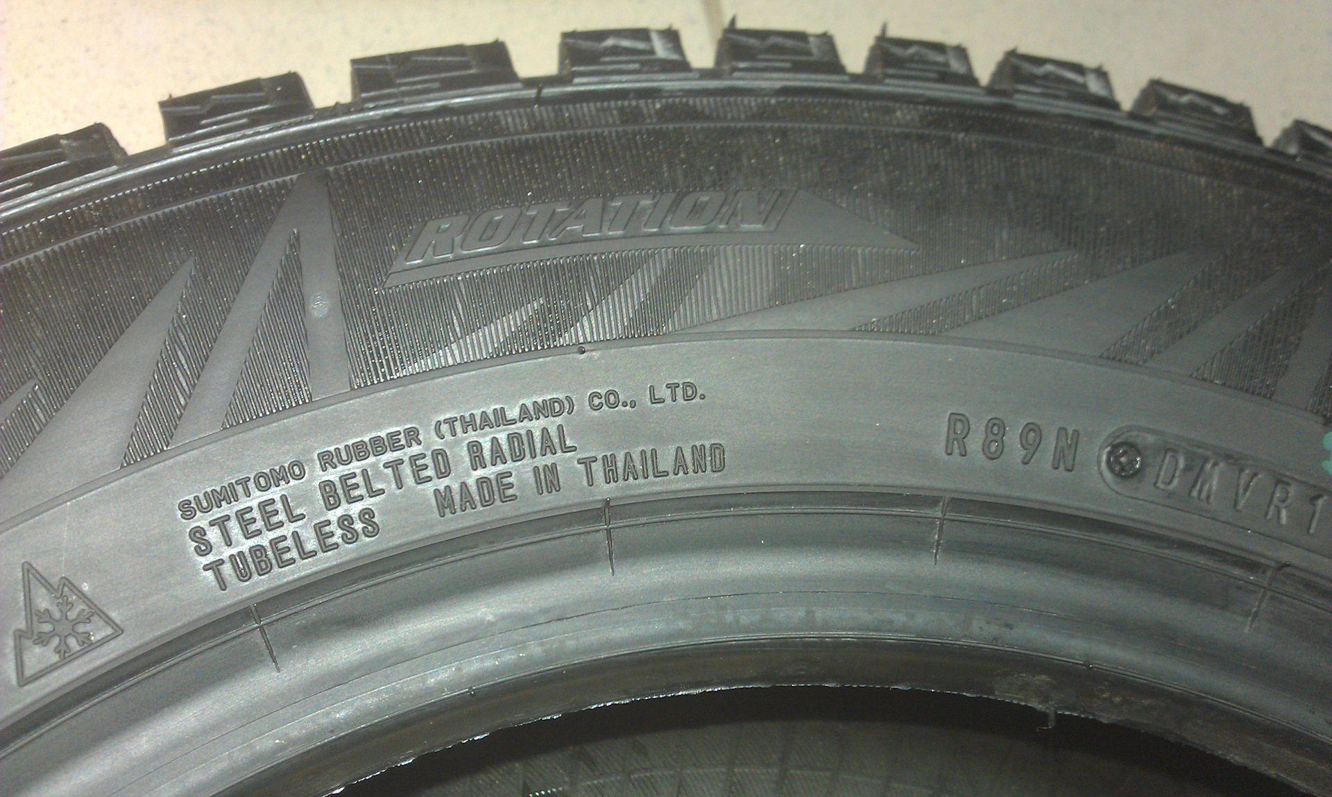 Автошина 195/65 r15 95t SP Winter Ice 01 Dunlop (шипованная, бескамерная). Обозначения на шине Данлоп Винтер айс 03. Dunlop SP Winter Ice 195/65/r15 характеристики.