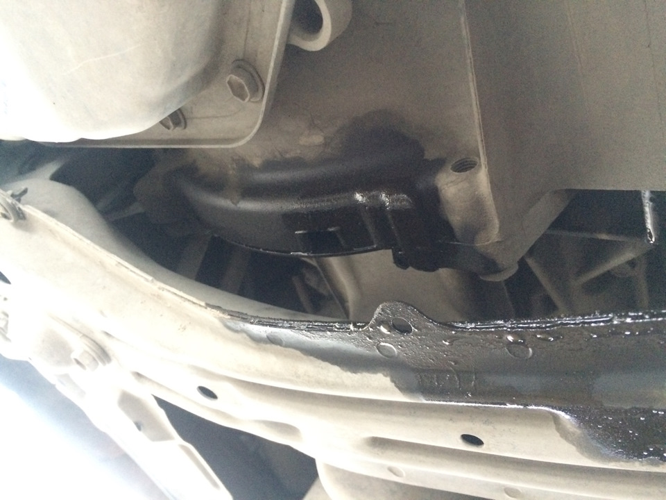 Коренной сальник — Toyota Corolla Fielder (E120), 1,8 л, 2004 года ...