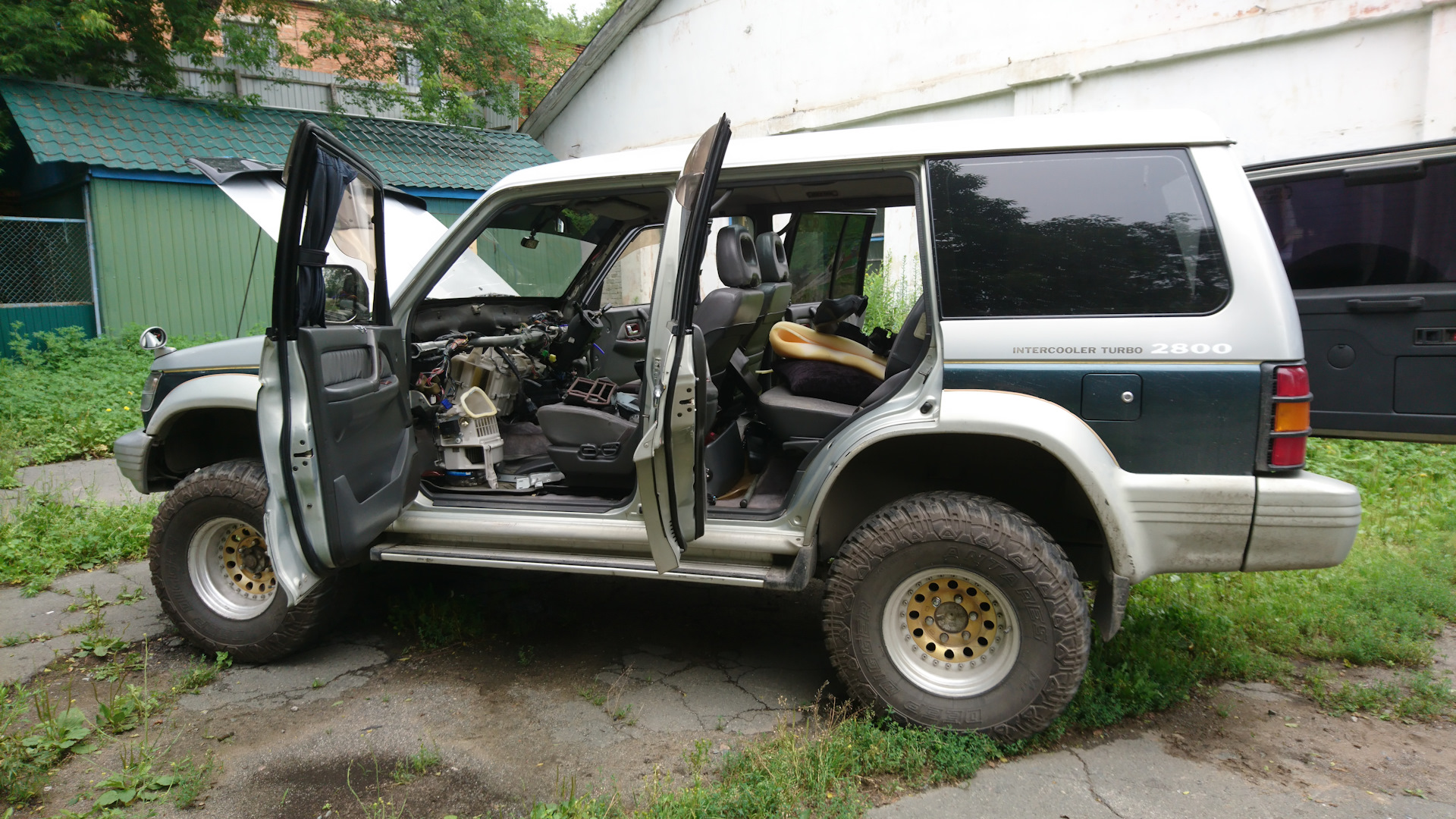 Mitsubishi Pajero ECI Multi v6 3000