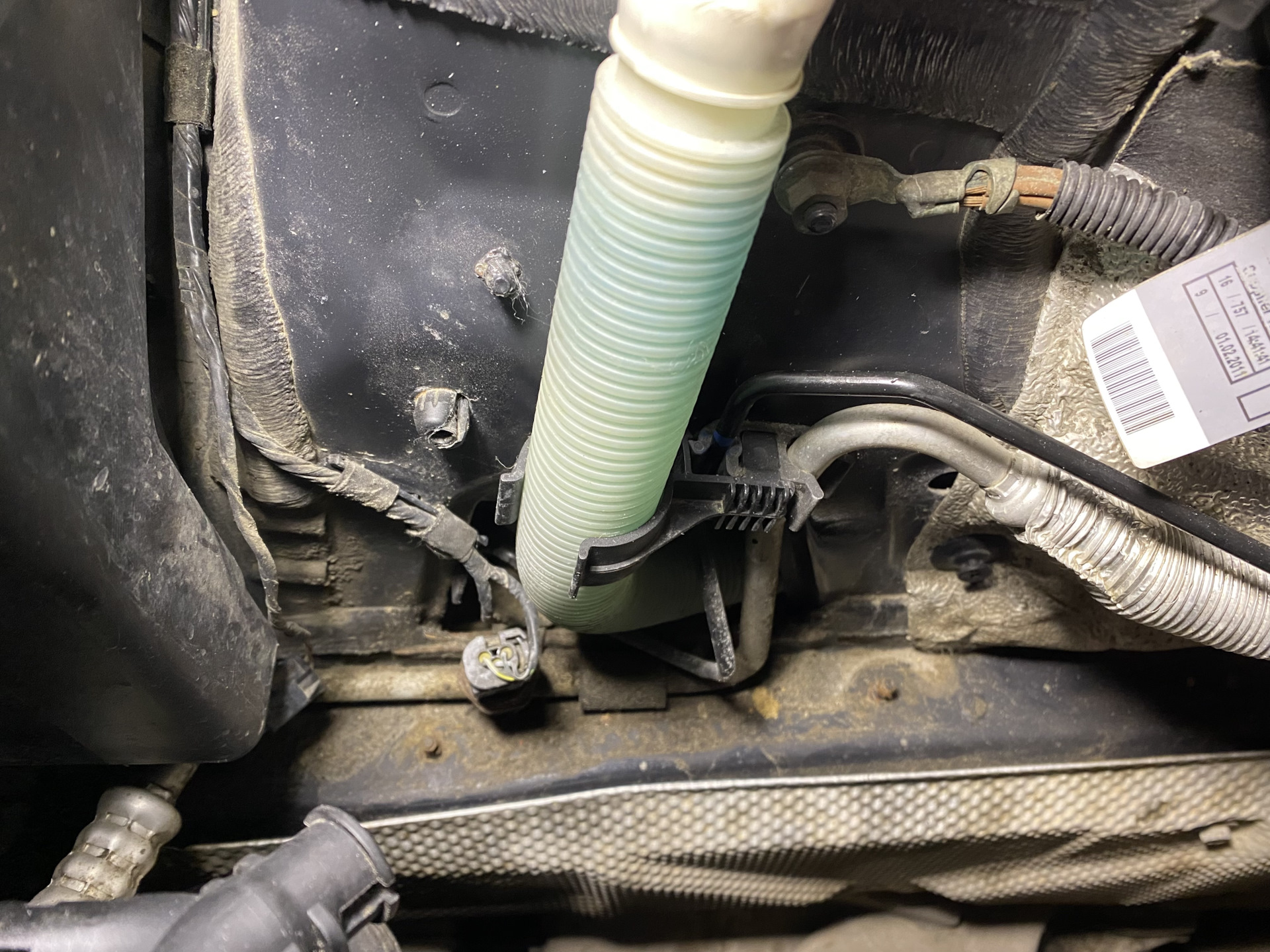 Техническое обслуживание БМВ е82 — BMW 1 series Coupe (E82), 2 л, 2011 ...