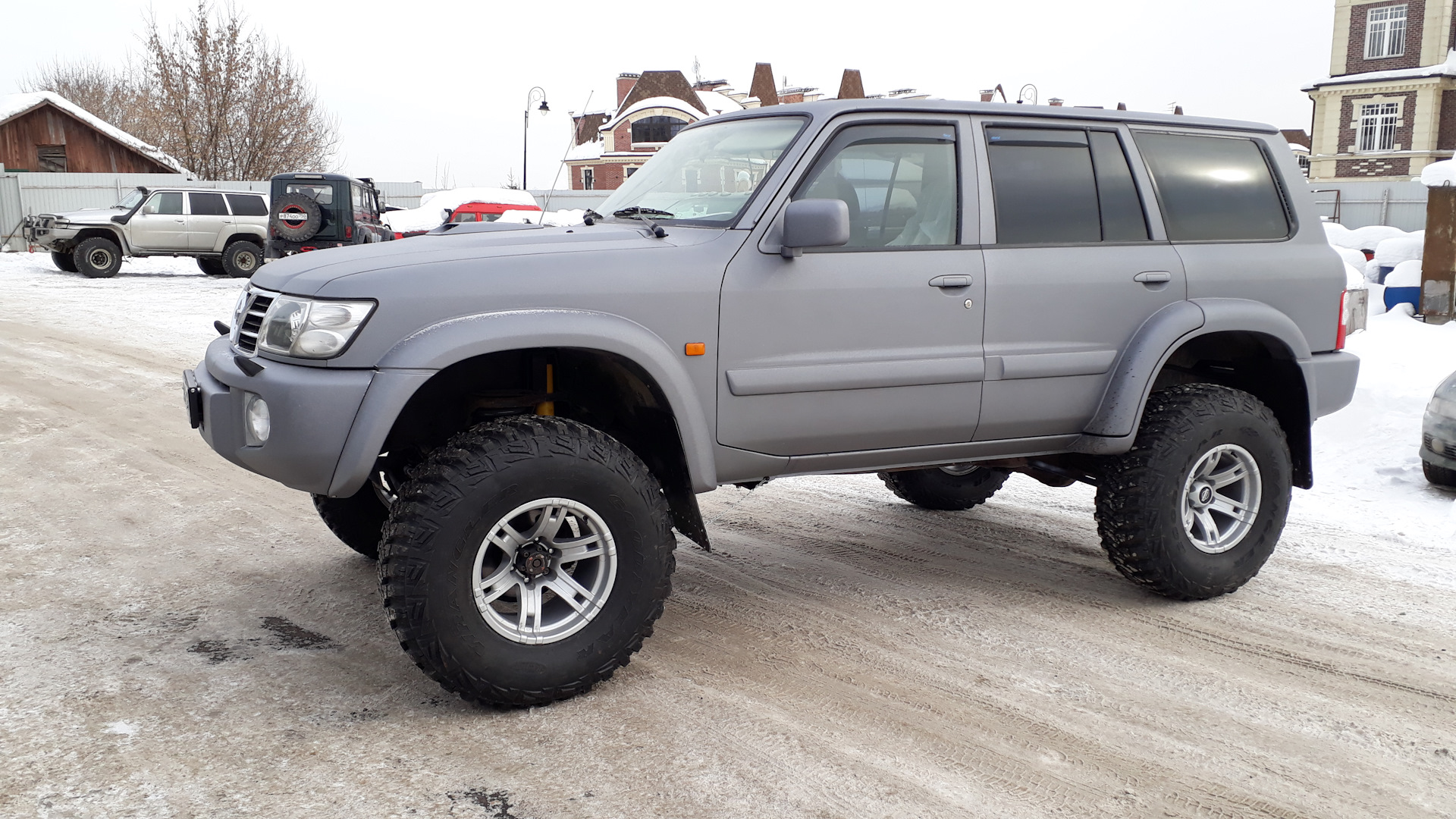 Р’РµР·РґРµС…РѕРґ Nissan Patrol