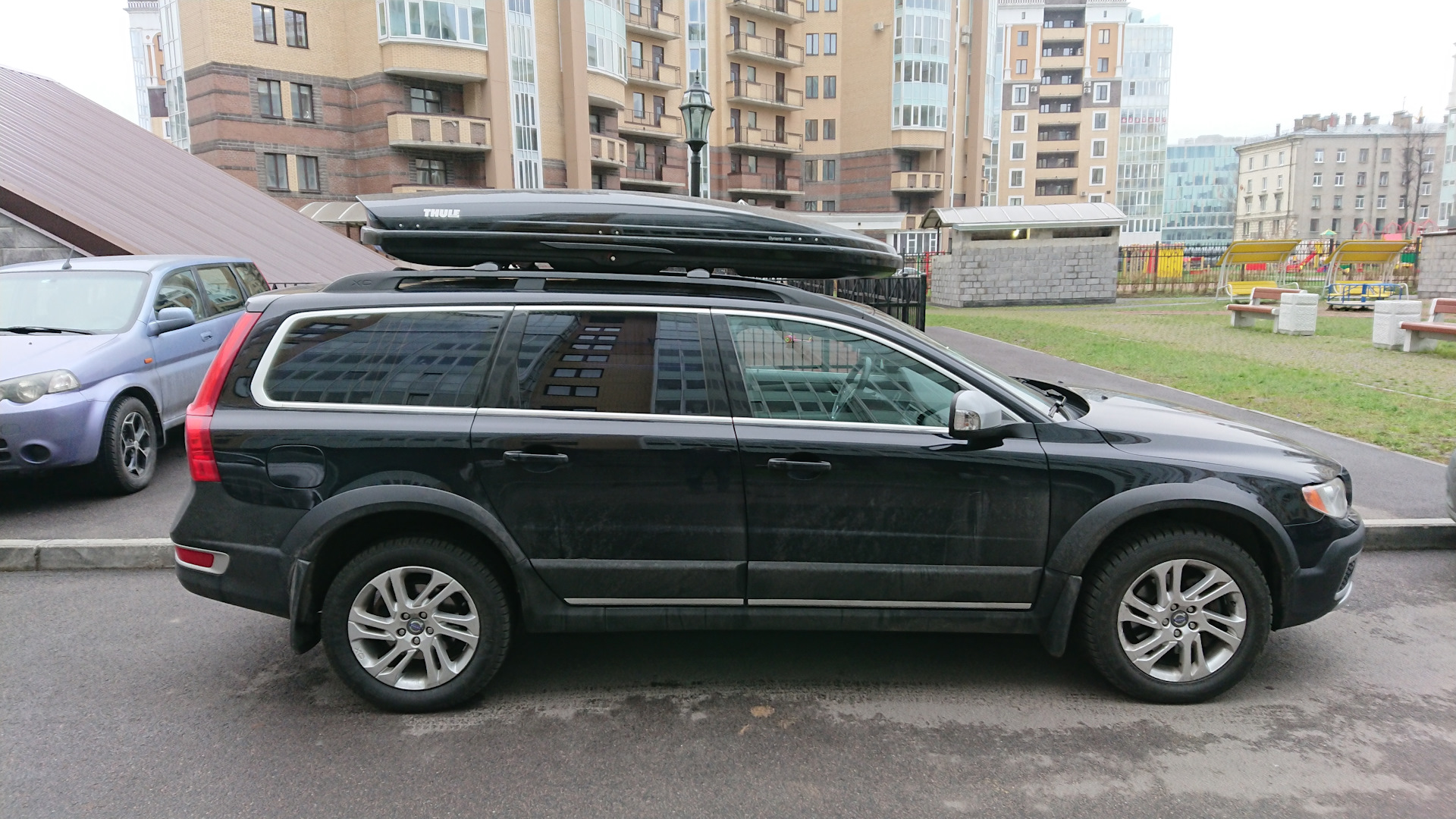 Thule Dynamic 900