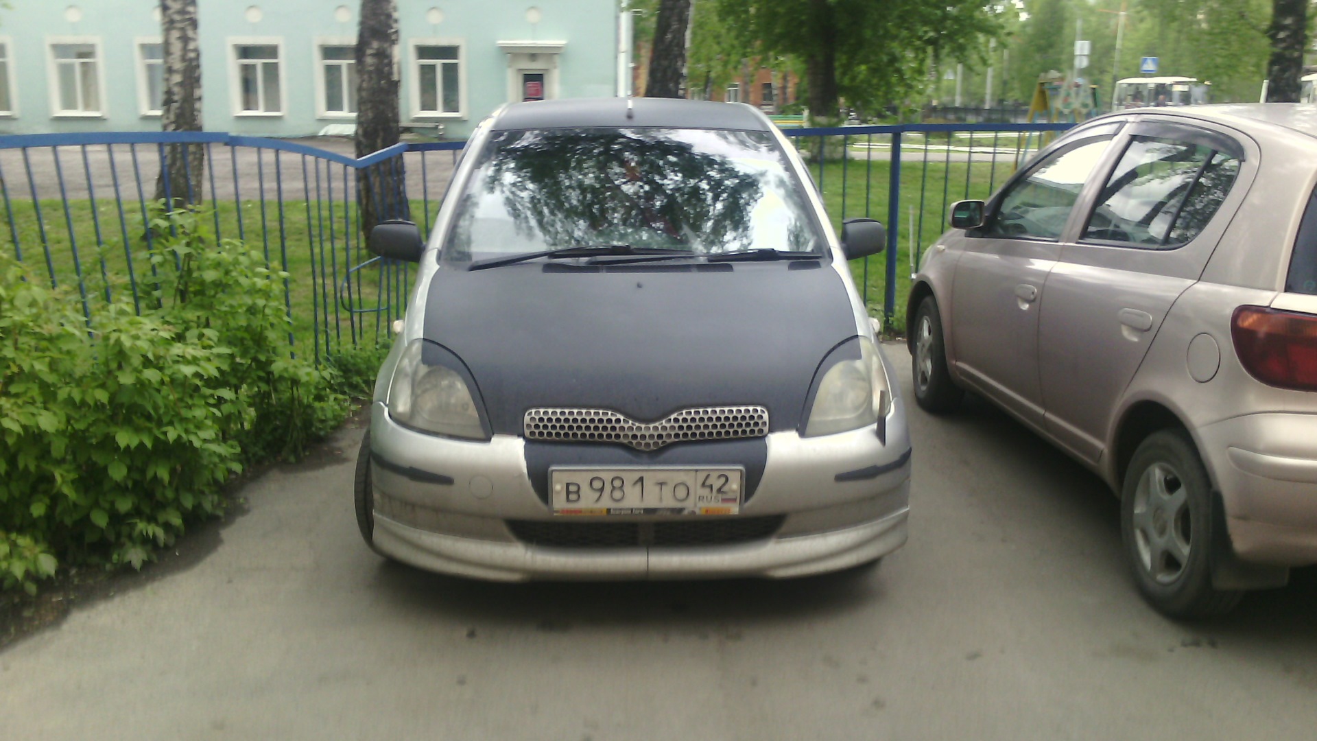 Toyota Vitz (10) бензиновый 2001 | на DRIVE2