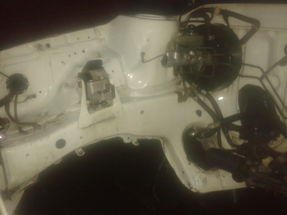 Фото в бортжурнале Toyota Sprinter (90)