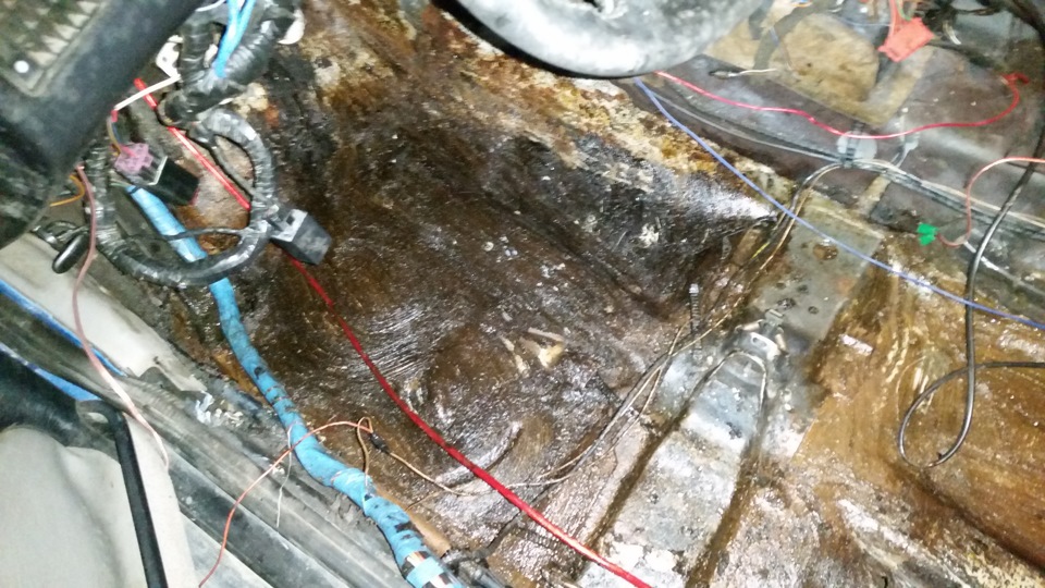 Фото в бортжурнале Audi Cabriolet (B4)